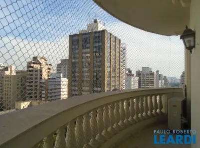 Apartamento com 2 Quartos para alugar, 203m² no Cerqueira César, São Paulo