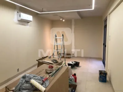 Sala Comercial com 1 Quarto para alugar, 27m² no Saraiva, Uberlândia