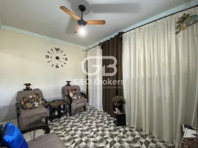 Fazenda/Sítio com 2 Quartos à venda, 220m² no Jardim Colônia, Jacareí