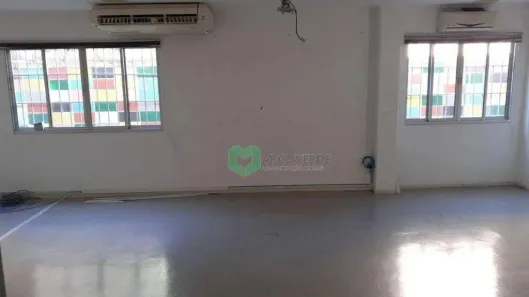 Prédio Comercial para alugar, 1200m² no Parque Industrial Tomas Edson, São Paulo