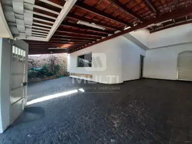 Casa com 6 Quartos para alugar, 297m² no Saraiva, Uberlândia