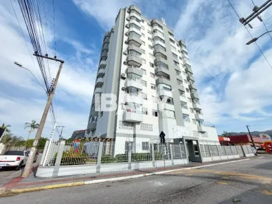 Apartamento com 2 Quartos para alugar, 153m² no Kobrasol, São José