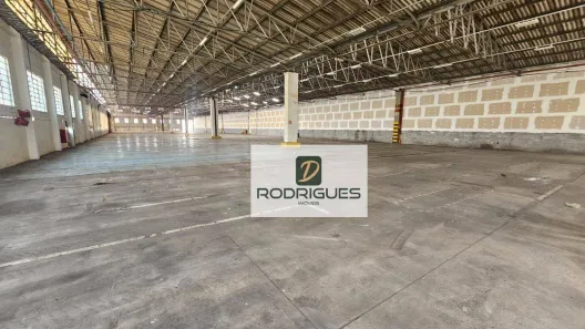 Galpão/Depósito/Armazém para alugar, 2800m² no Canhema, Diadema