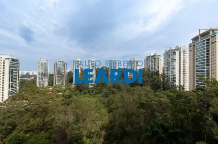 Apartamento com 4 Quartos à venda, 200m² no Jardim Morumbi, São Paulo