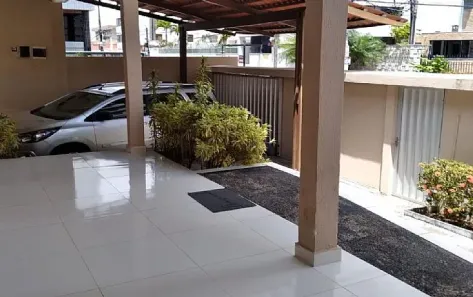 Casa com 4 Quartos à venda, 210m² no Tirol, Natal