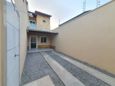 Casa com 3 Quartos para alugar, 122m² no Parque Dois Irmãos, Fortaleza