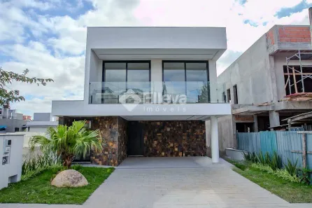 Casa com 3 Quartos à venda, 244m² no Centro, Gravataí