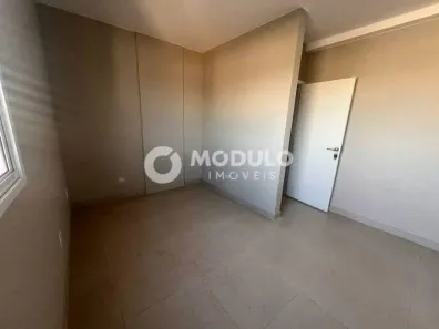 Apartamento com 2 Quartos para alugar, 55m² no Brasil, Uberlândia