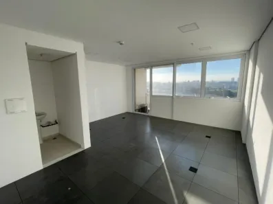 Sala Comercial à venda, 33m² no Novo Homero Thon, Santo André
