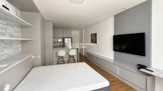 Apartamento com 1 Quarto para alugar, 34m² no Córrego Grande, Florianópolis