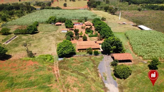 Fazenda/Sítio com 3 Quartos à venda, 450000m² no Tomás Gonzaga, Curvelo
