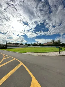 Lote/Terreno com 1 Quarto à venda, 1370m² no Jardim Tarobá, Cambé