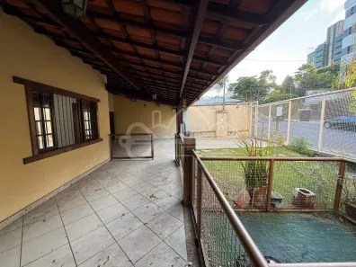 Casa com 3 Quartos à venda, 375m² no Ouro Preto, Belo Horizonte