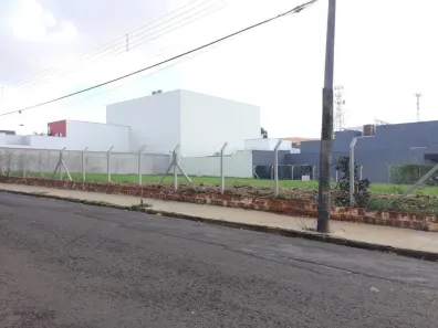 Lote/Terreno à venda, 260m² no Jardim Acapulco, Marília