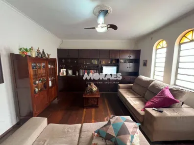 Casa com 6 Quartos à venda, 213m² no Vila Santa Tereza, Bauru
