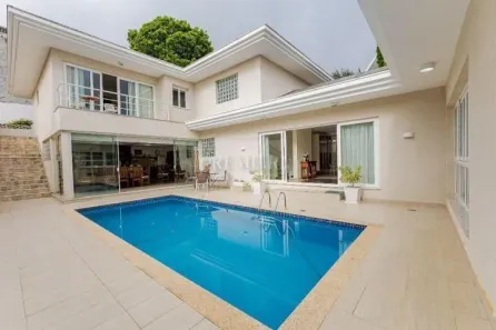 Casa com 4 Quartos para alugar, 501m² no Taboão, Curitiba