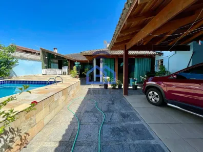 Casa com 4 Quartos à venda, 199m² no Loteamento Balneário Camburi, Caraguatatuba