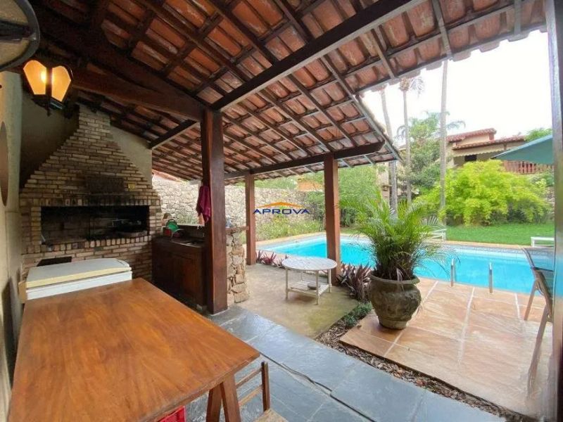 Casa com 3 quartos — Bandeirantes (Pampulha), Belo Horizonte