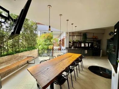 Casa com 3 Quartos à venda, 448m² no Santa Lúcia, Belo Horizonte