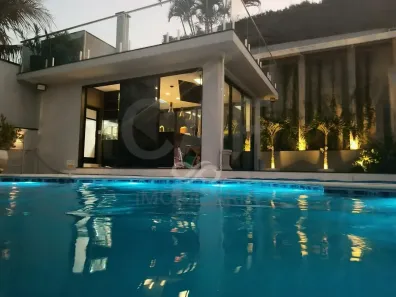 Casa com 3 Quartos à venda, 300m² no Chácaras Alpina, Valinhos