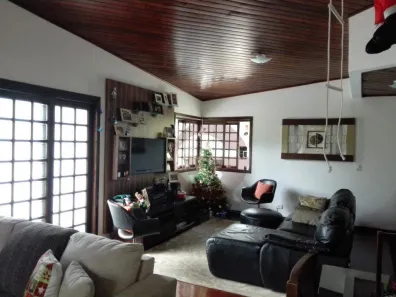 Casa de Condomínio com 4 Quartos à venda, 330m² no Jardim Nova Cotia, Itapevi