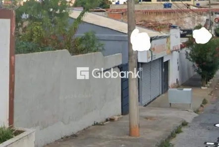 Lote/Terreno à venda, 300m² no Vila Sumaré, Montes Claros