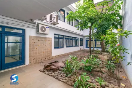 Prédio Comercial com 16 Quartos à venda, 850m² no Higienópolis, Porto Alegre