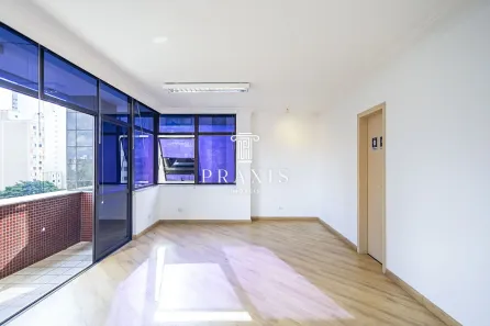 Sala Comercial para venda ou aluguel, 37m² no Bigorrilho, Curitiba