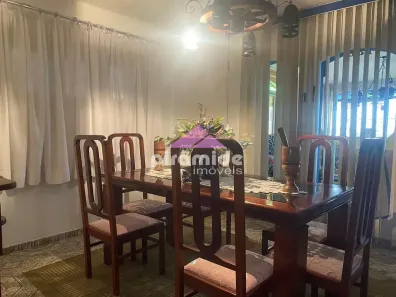 Casa com 3 Quartos à venda, 142m² no Jardim Satélite, São José dos Campos