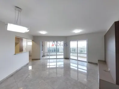 Apartamento com 3 Quartos para alugar, 149m² no Parque Faber Castell I, São Carlos
