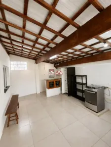 Casa com 2 Quartos para alugar, 150m² no Verde Mar, Caraguatatuba