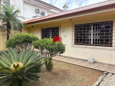 Casa com 5 Quartos à venda, 205m² no Pinheirinho, Curitiba