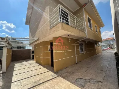 Sobrado com 3 Quartos para alugar, 94m² no Fazendinha, Curitiba