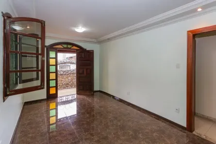 Casa com 3 Quartos à venda, 200m² no Eldorado/Cidade Jardim Eldorado, Contagem
