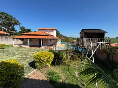 Fazenda/Sítio com 3 Quartos à venda, 1000m² no Área Rural de Porangaba, Porangaba