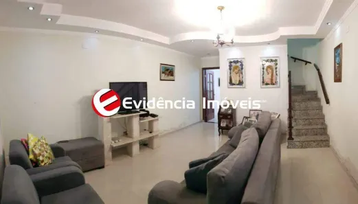 Sobrado com 4 Quartos à venda, 225m² no Vila Scarpelli, Santo André