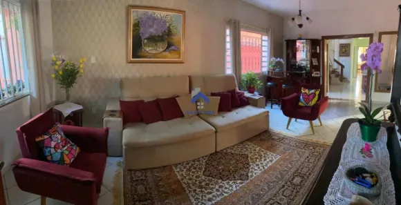 Casa de Condomínio com 3 Quartos à venda, 345m² no Vila São José, Taubaté