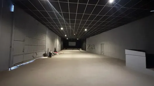 Ponto Comercial à venda, 680m² no Vila Betânia, São José dos Campos