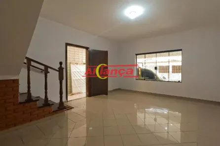 Casa com 3 Quartos para alugar, 290m² no Jardim Munhoz, Guarulhos