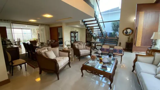 Casa de Condomínio com 4 Quartos à venda, 340m² no Esperança, Londrina