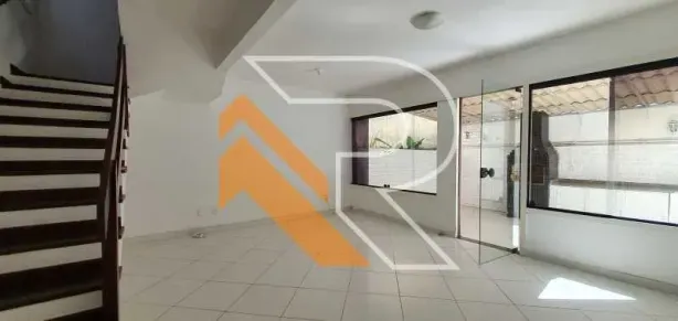 Casa de Condomínio com 3 Quartos à venda, 120m² no Camboinhas, Niterói