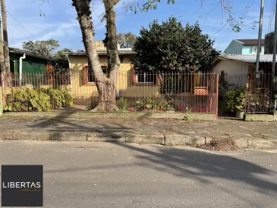 Casa com 2 Quartos à venda, 260m² no Vila Nova, Porto Alegre