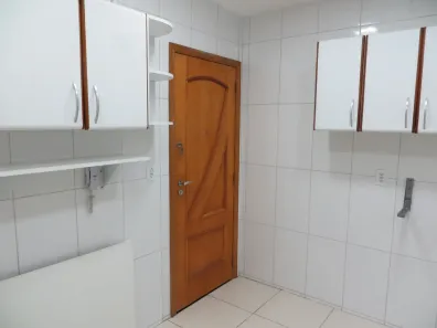 Apartamento com 3 Quartos para alugar, 120m² no Jardim Guanabara, Rio de Janeiro