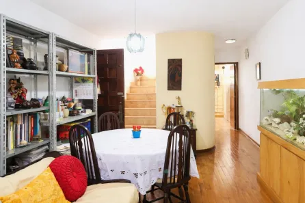 Casa com 2 Quartos à venda, 129m² no Jardim Aeroporto, São Paulo