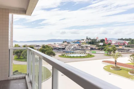 Apartamento com 3 Quartos para alugar, 112m² no Serraria, São José