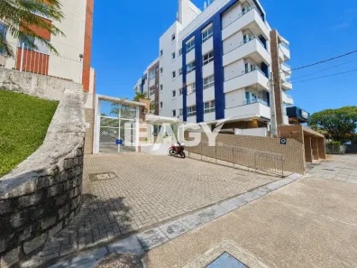 Apartamento com 3 Quartos para alugar, 121m² no Pantanal, Florianópolis