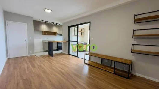 Apartamento com 3 Quartos para alugar, 82m² no Jardim Jacyra, Americana