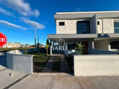 Sobrado com 3 Quartos à venda, 134m² no Forquilhas, São José