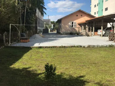 Lote/Terreno à venda, 200m² no Guarani, Brusque
