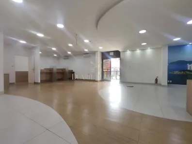 Sala Comercial para alugar, 135m² no Pitangueiras, Guarujá